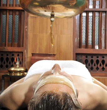 Sri Dhariyam Ayurveda - Massage therapy is a treatment approach